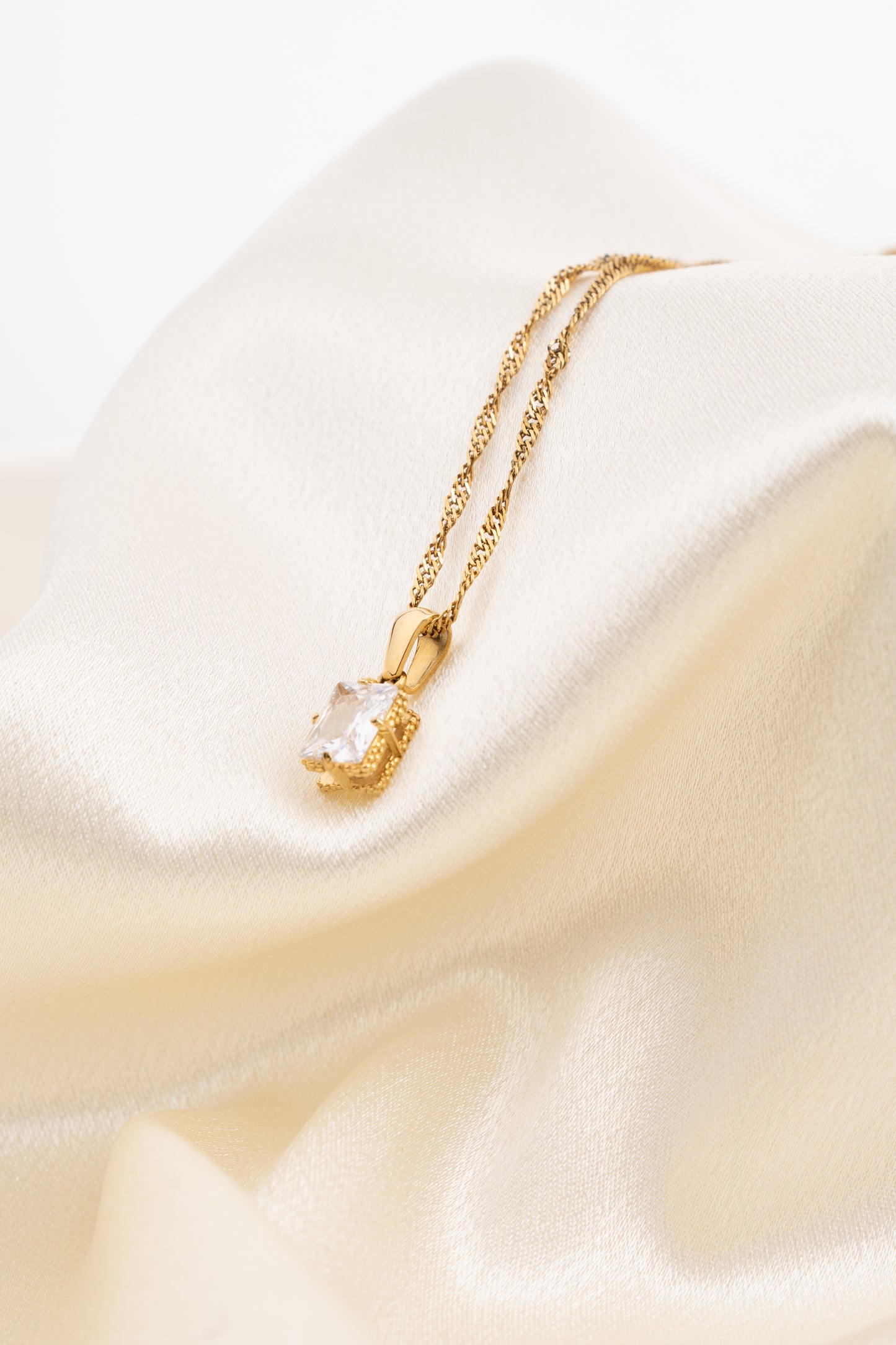 Square Jewel Pendant Necklace