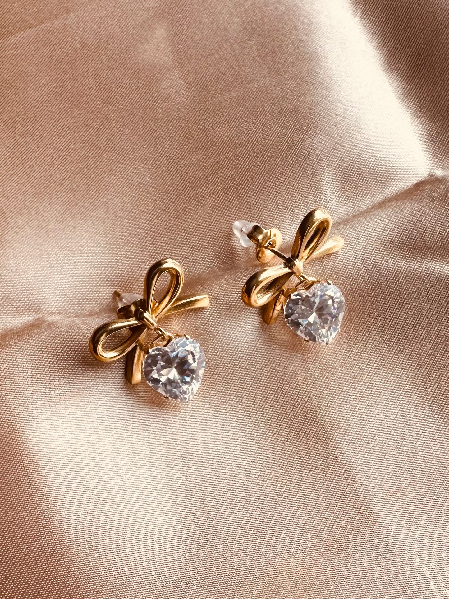 Bri Bowtie Heart Earrings