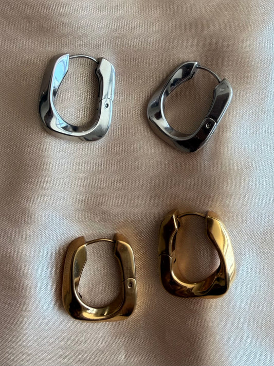 Kelly Hoop Earrings
